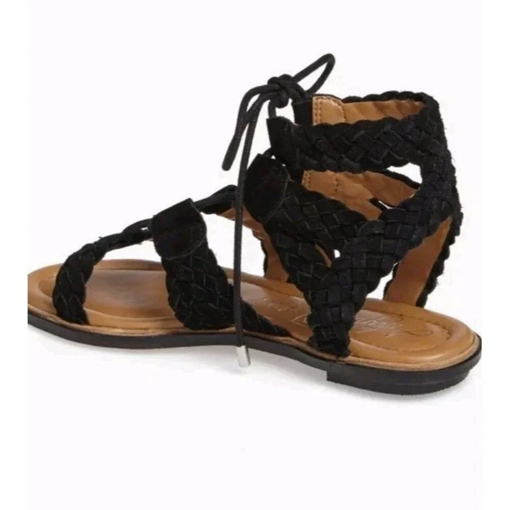 Arturo Chiang Women's black braided suede Leather Sandals   Size‎ 7M
